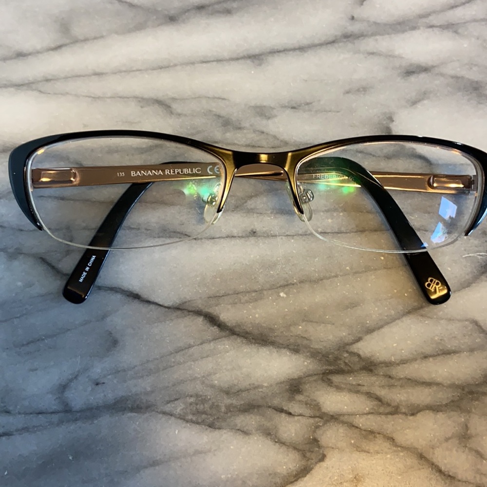 Authentic Banana Republic Eyeglasses & Case.